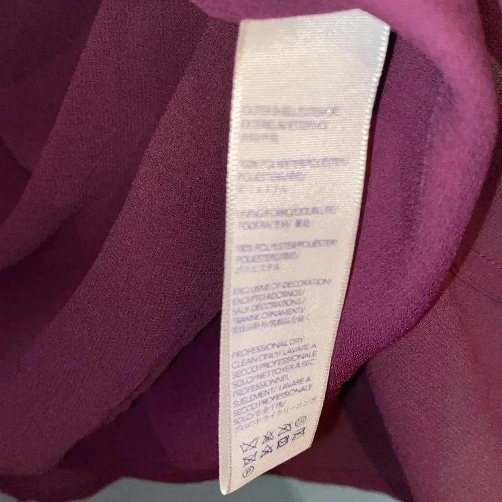 Rebecca Minkoff purple blouse - large - short sleeve - ruffle detail - Picture 4 of 6